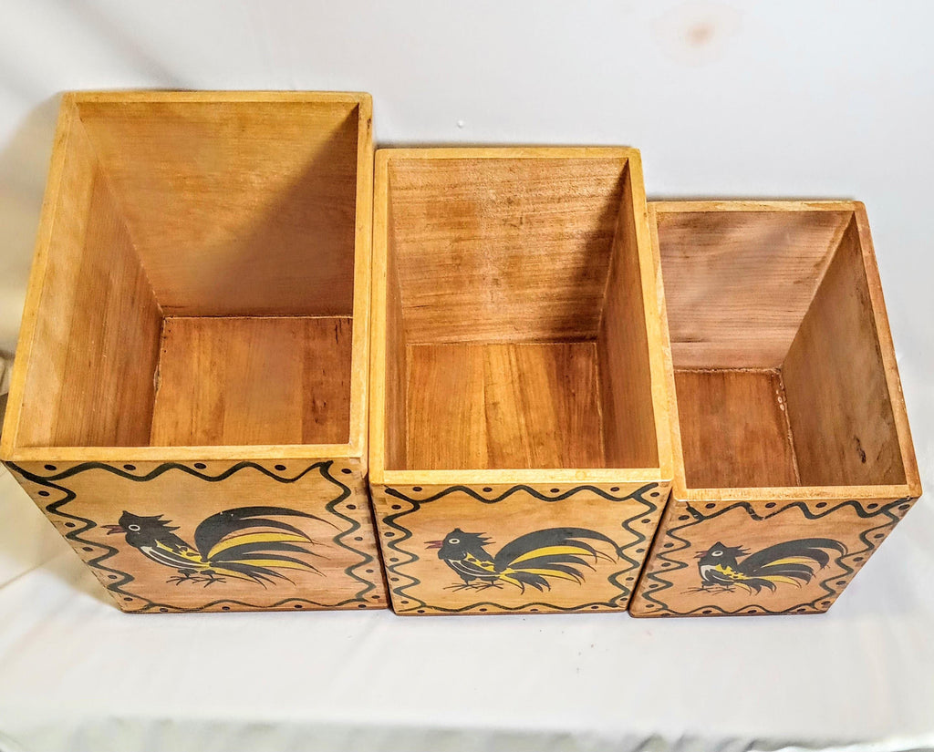 Vintage Woodpecker Woodware Nesting Canister Set w/ Salt & Pepper Shakers