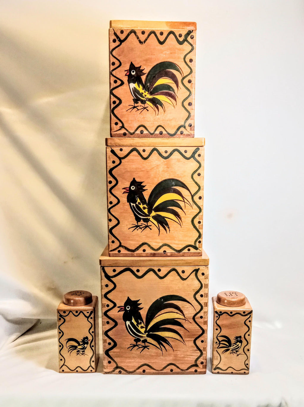 Vintage Woodpecker Woodware Nesting Canister Set w/ Salt & Pepper Shakers