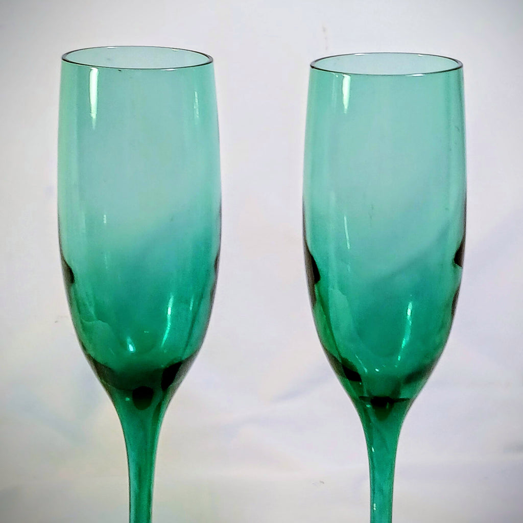 Champagne Flutes – Vintage Emerald Green, Long Stemmed Champagne Glasses
